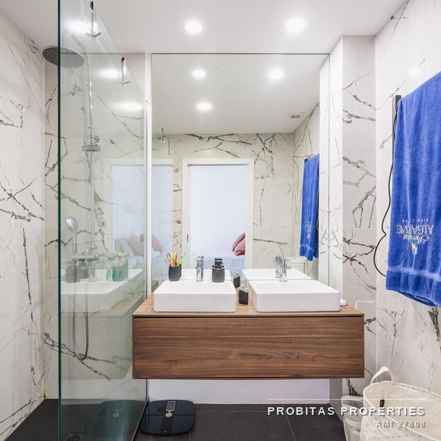 Baño en mármol